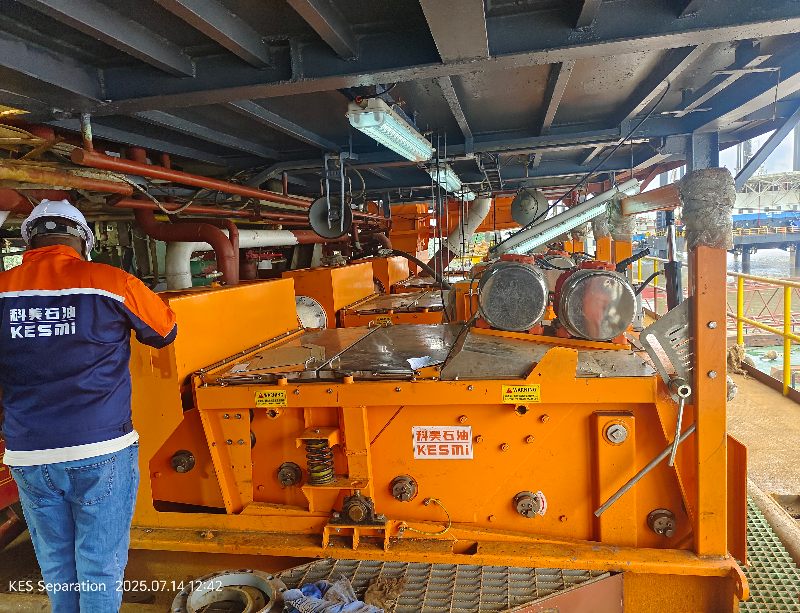 1-KESMI VAST Capacity Shale Shaker Working at Nigeria Swamp Rig