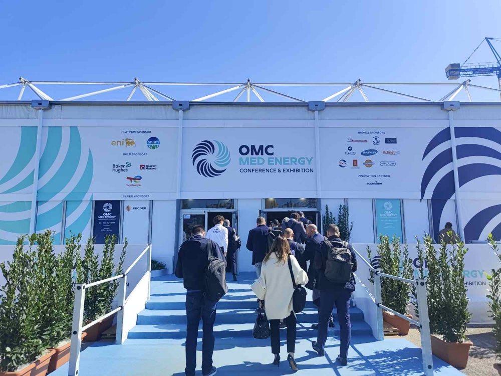 KESMI attend OMC 2025 exhibition to show their solids control equipment