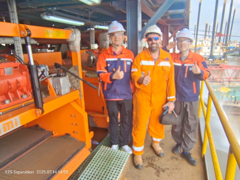 3-KESMI VAST Capacity Shale Shaker Working at Nigeria Swamp Rig