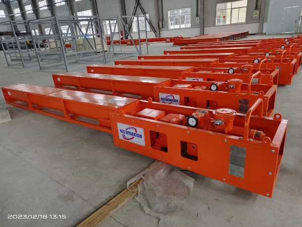 0-Screw conveyor for solids control system